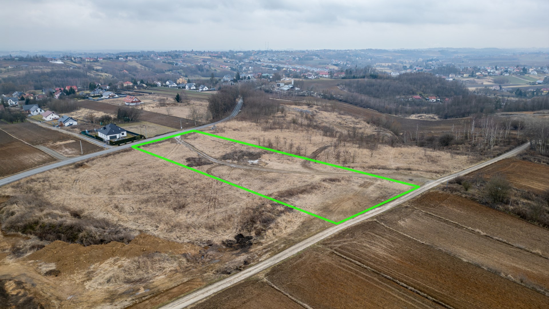 Działka na sprzedaż