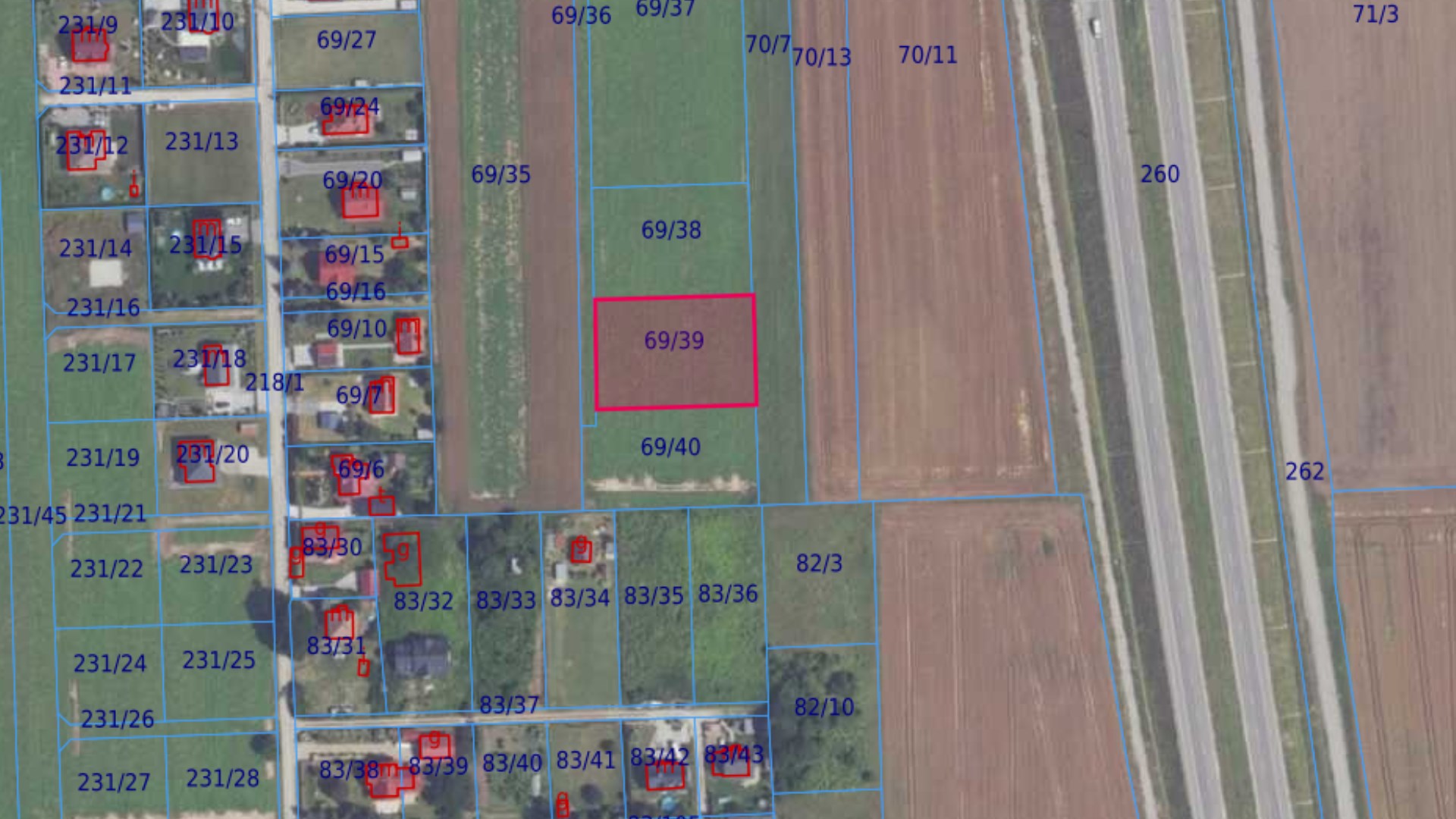 Działka na sprzedaż